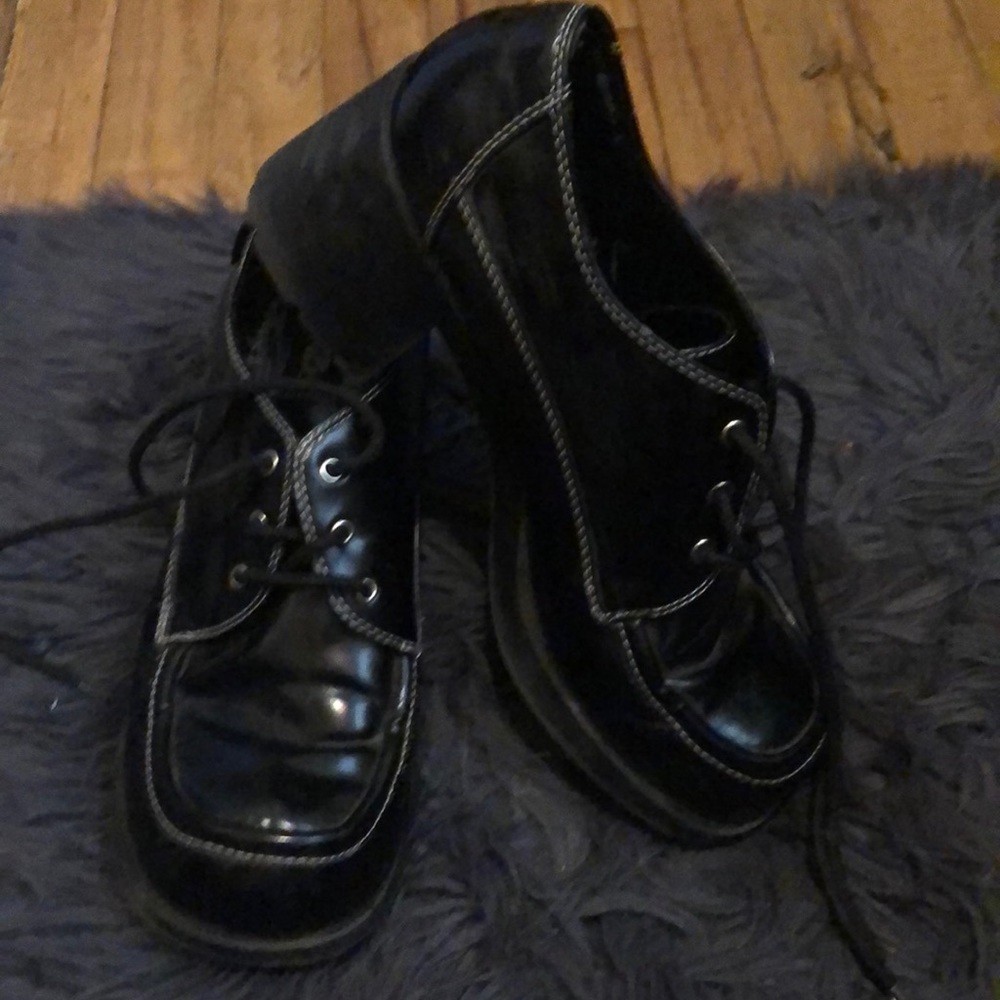 Vintage LEI Platforms